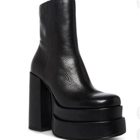 Steve Madden black leather cobra boots 2021 heeled platform .